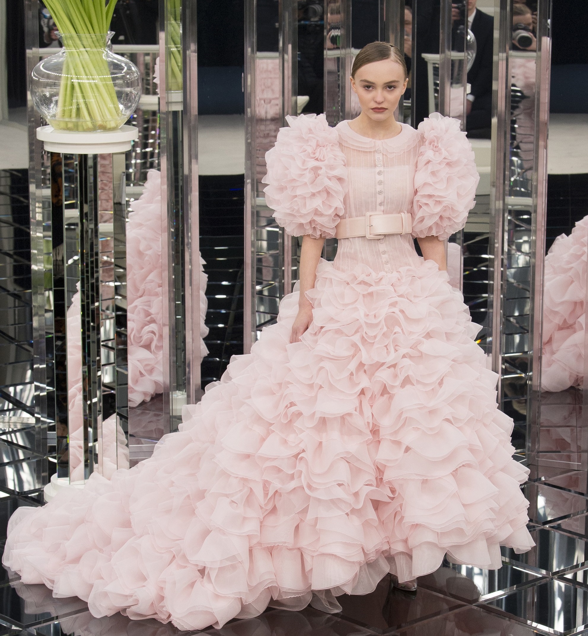 Abito da sposa rosa dalla collezione Spring 2017