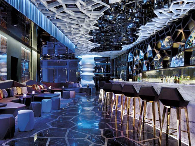 bar terrazza Ozone_Hong Kong