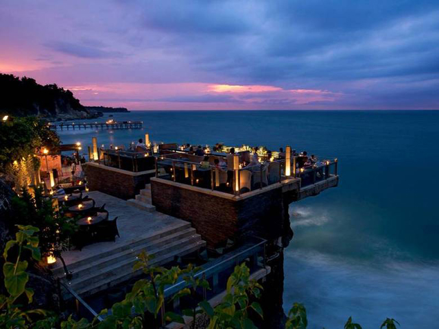 bar terrazza Rock Bar_Bali