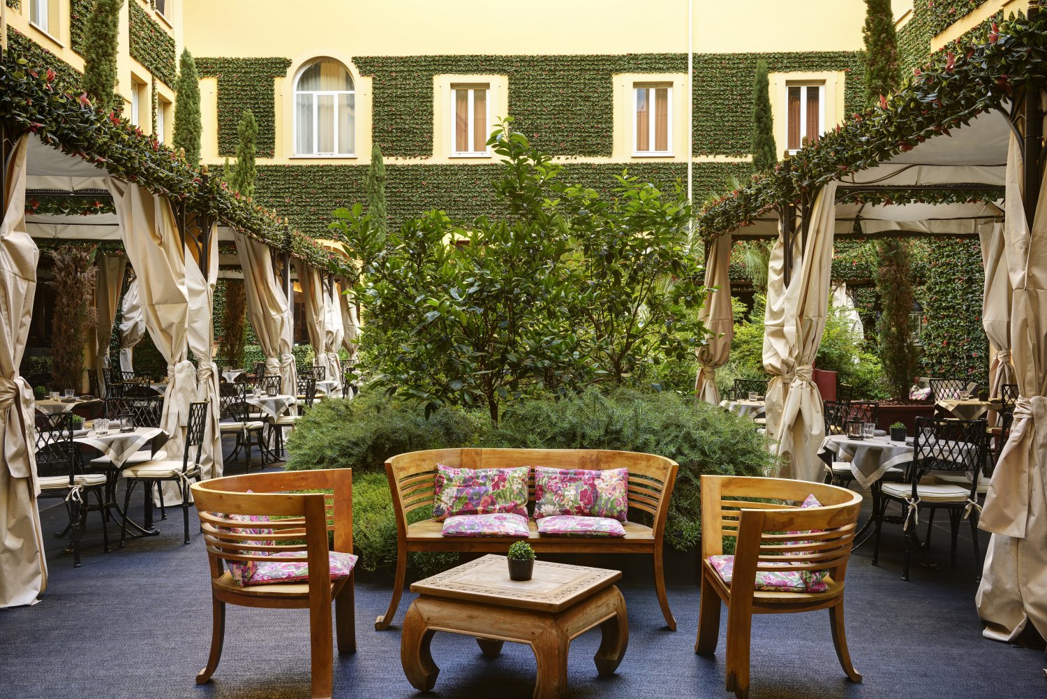 i migliori ristoranti con giardino a Roma
