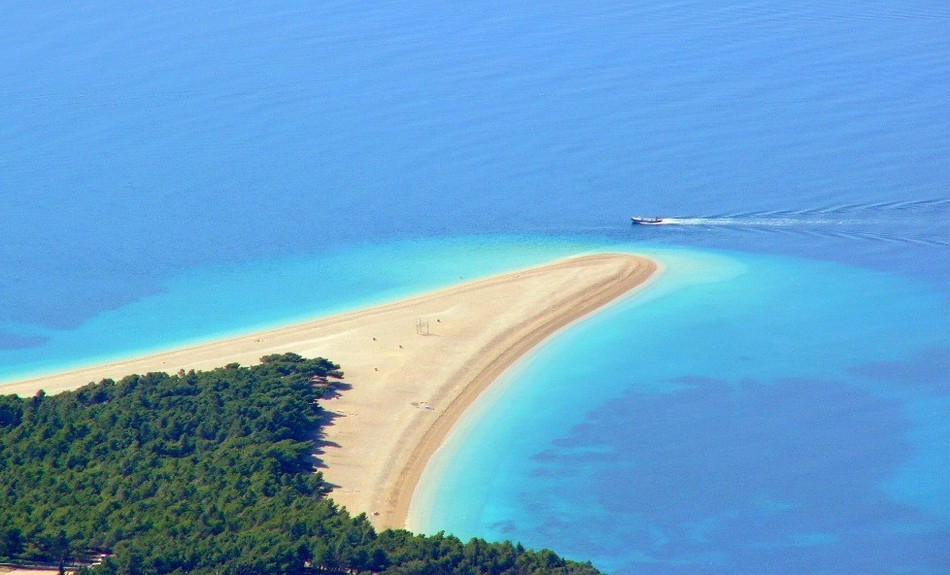 Spiaggia di Zlatni Rat, in Dalmazia spiagge più belle croazia
