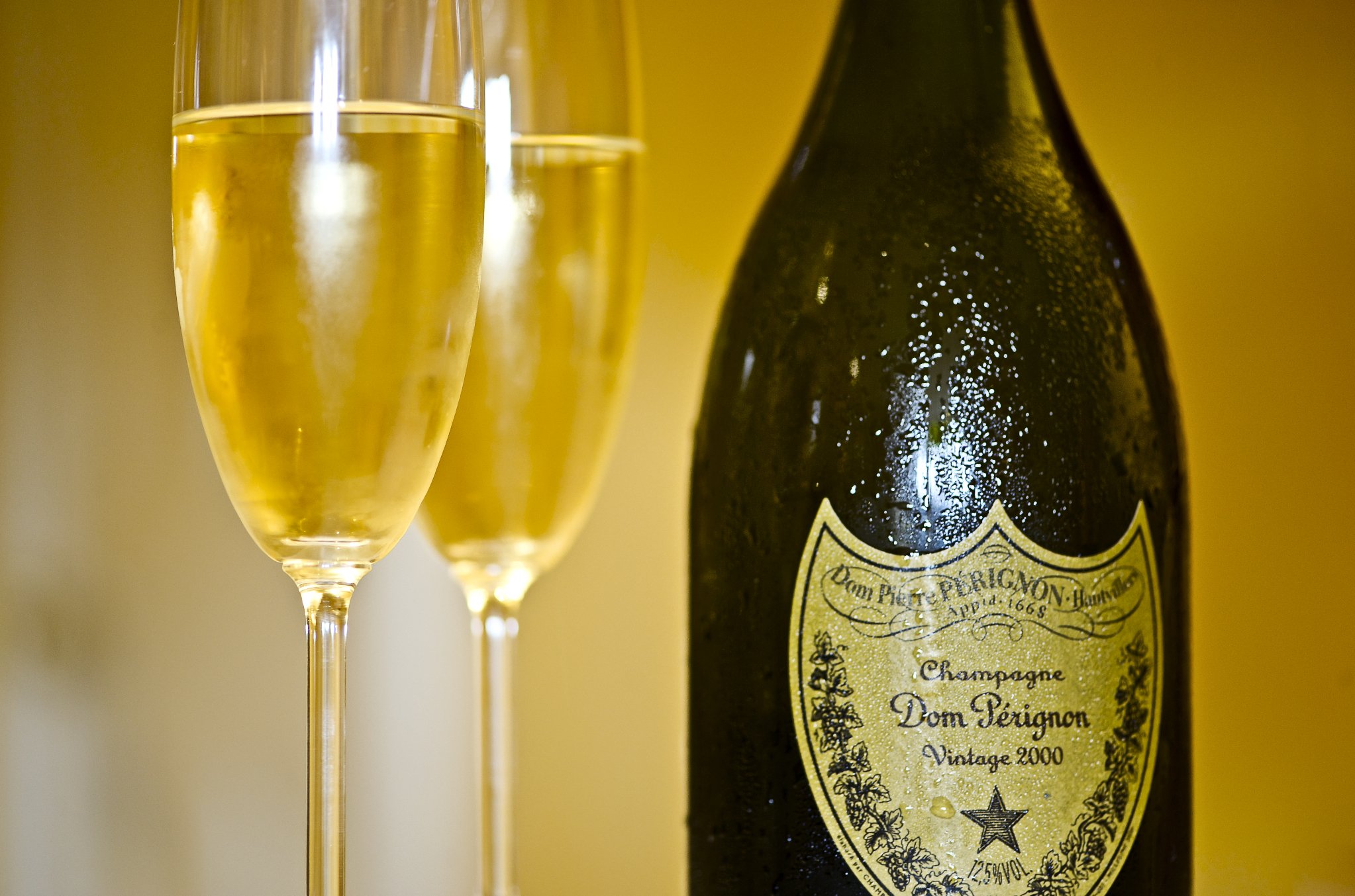 dom perignon champagne