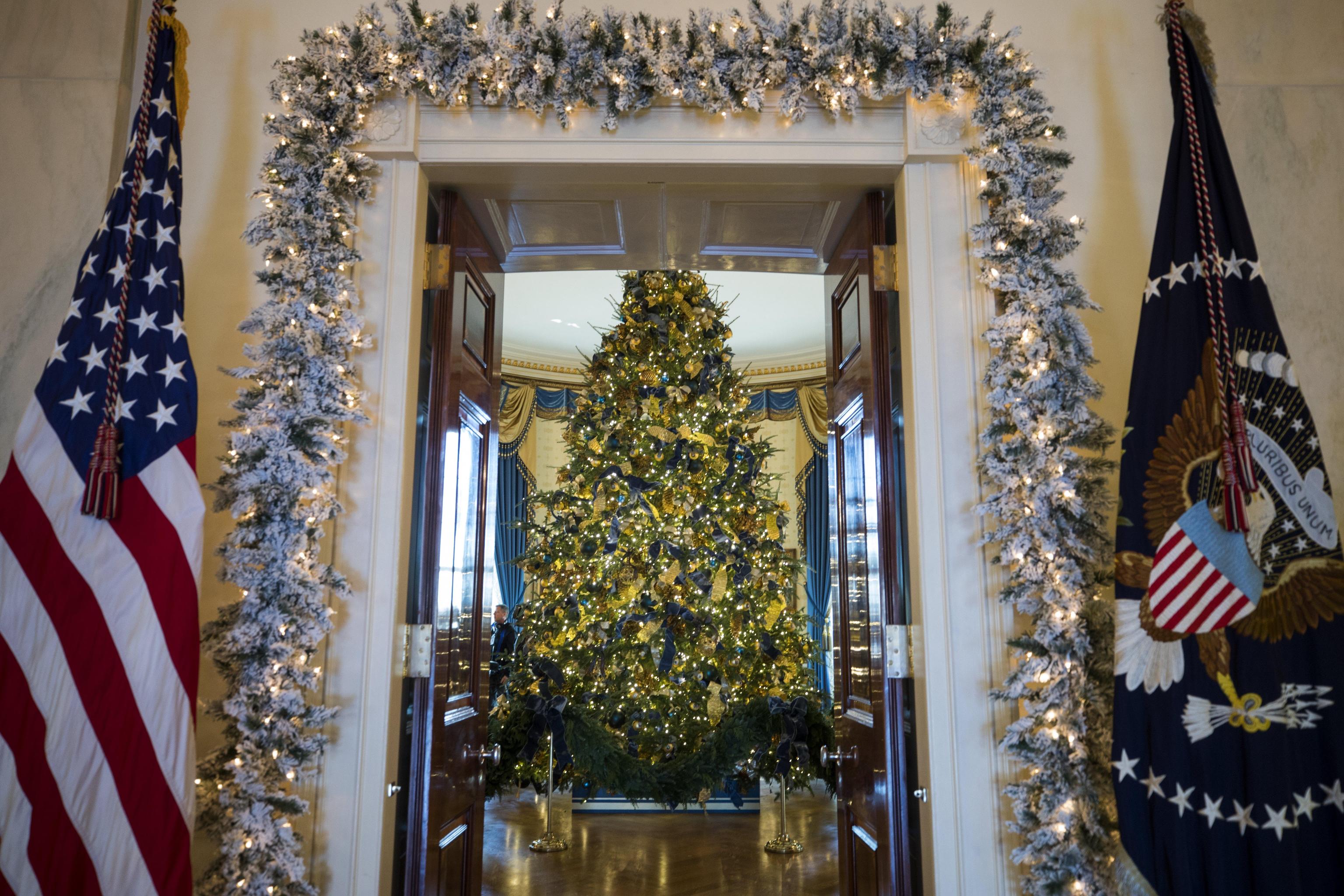 Holiday Decor at the White House