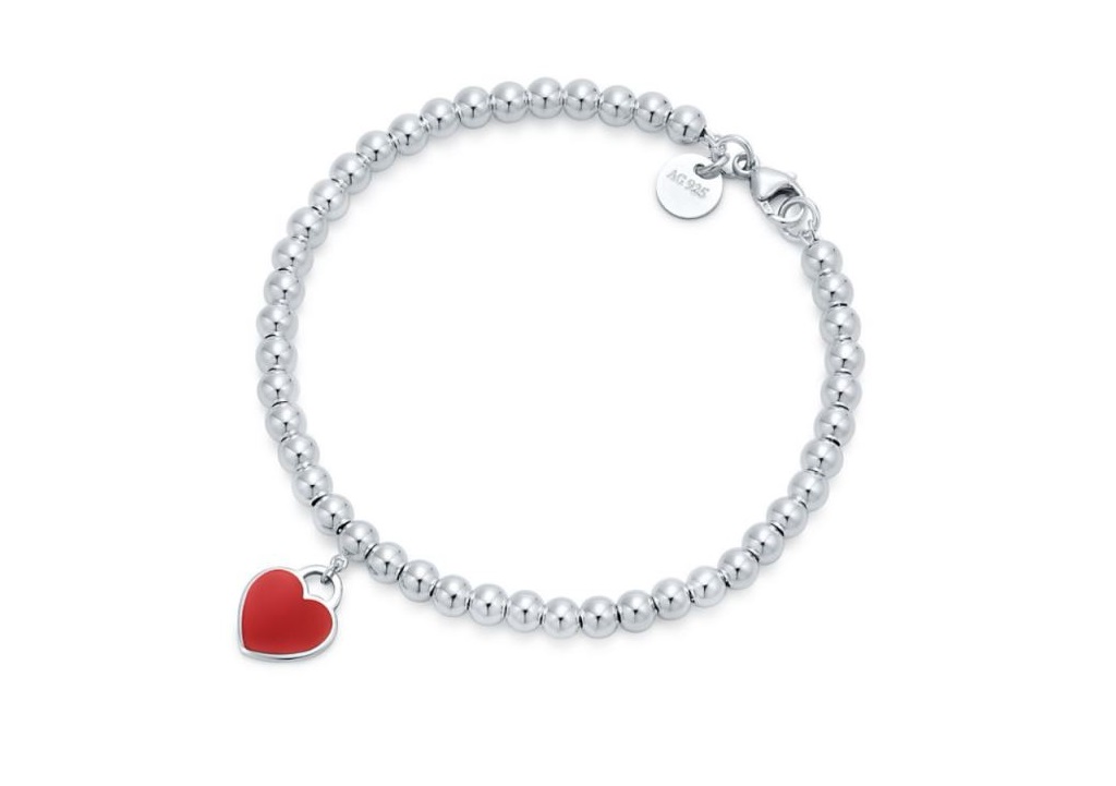Bracciale in argento con cuore smaltato Tiffany & Co regali san valentino 2018 per lei