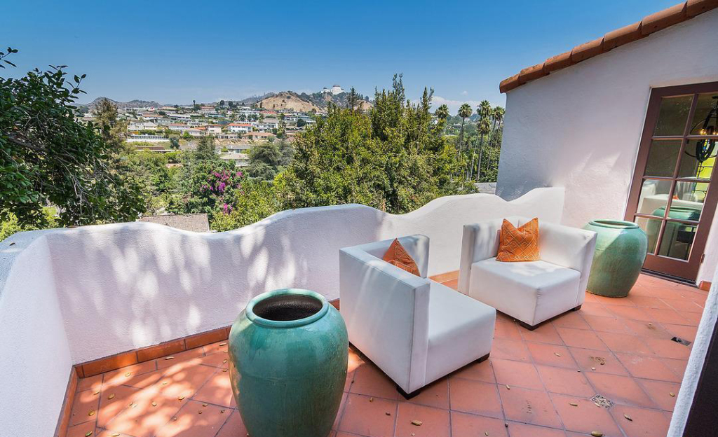 Casa nuova per Ashley Benson (2)