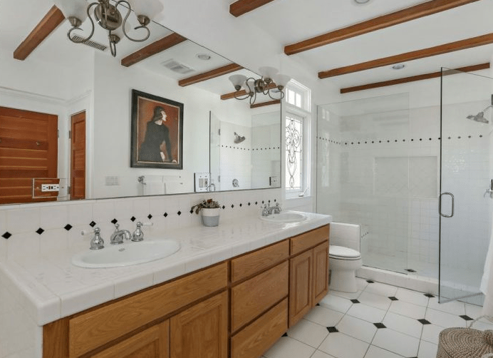 John Frusciante vende la sua casa a Venice (6)