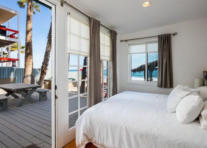 Edward Norton vende la casa di Malibù (4)