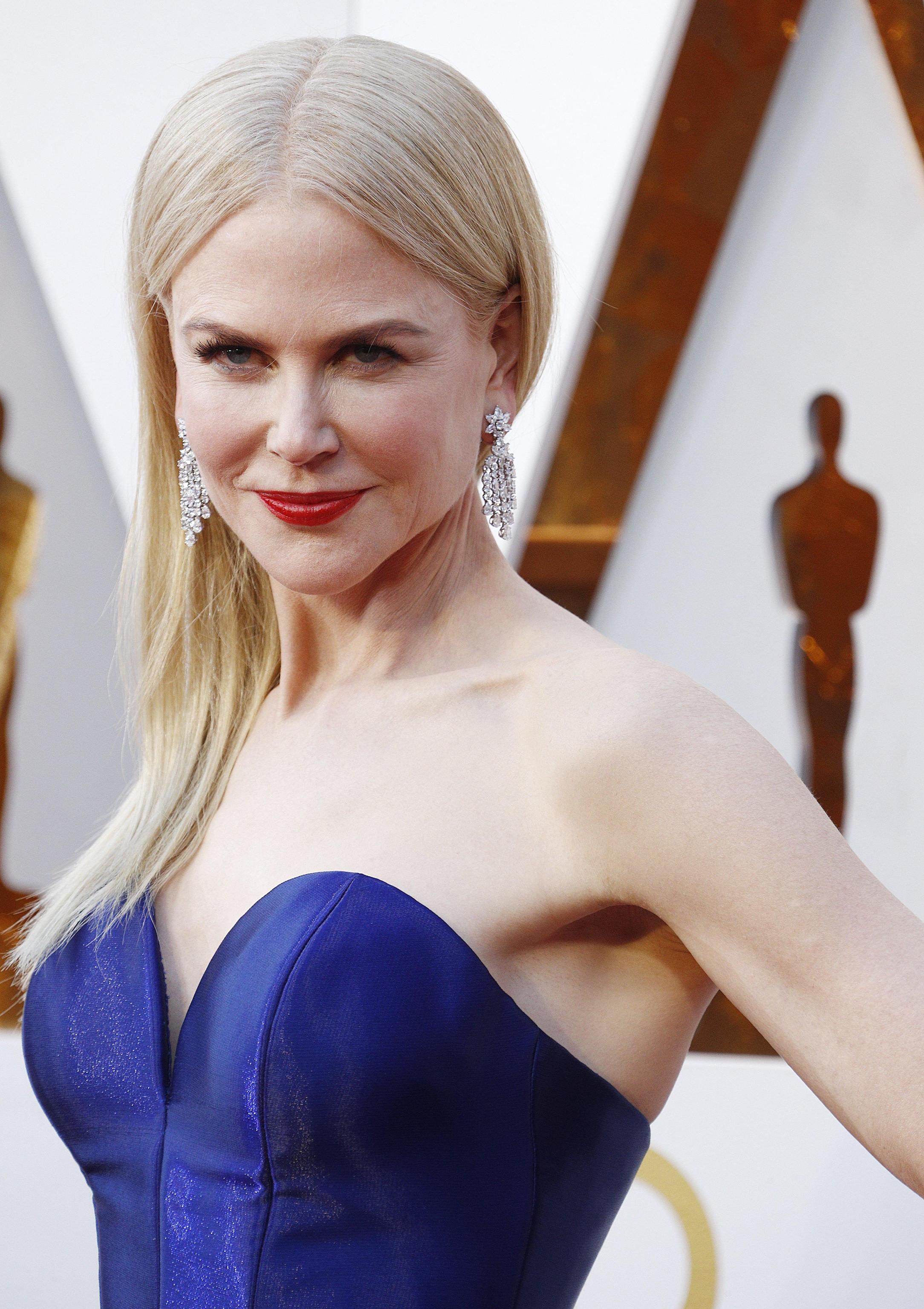Nicole Kidman in Armani Privé con gioielli Harry Winston