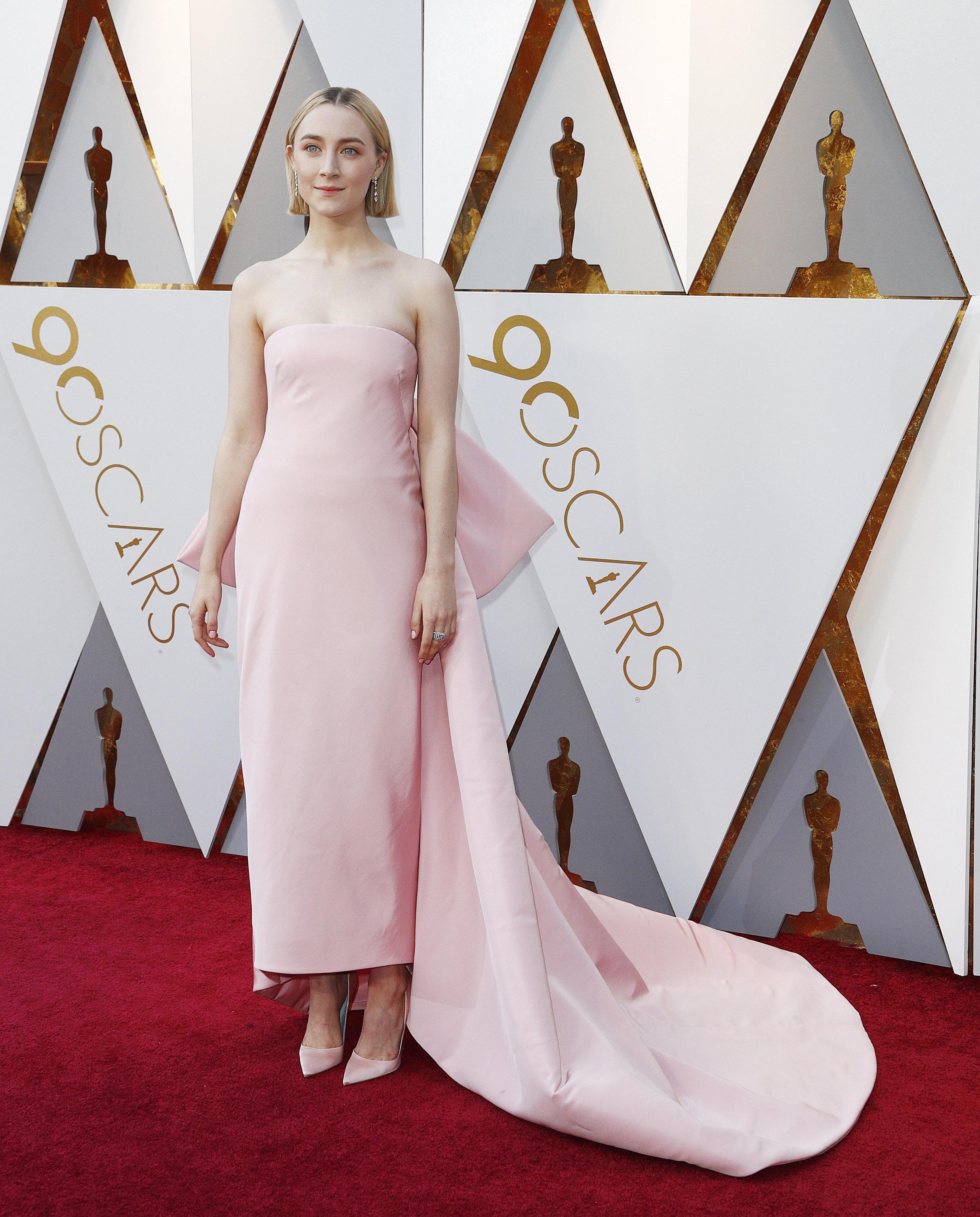 Saoirse Ronan in Calvin Klein By Appointment agli Oscar 2018