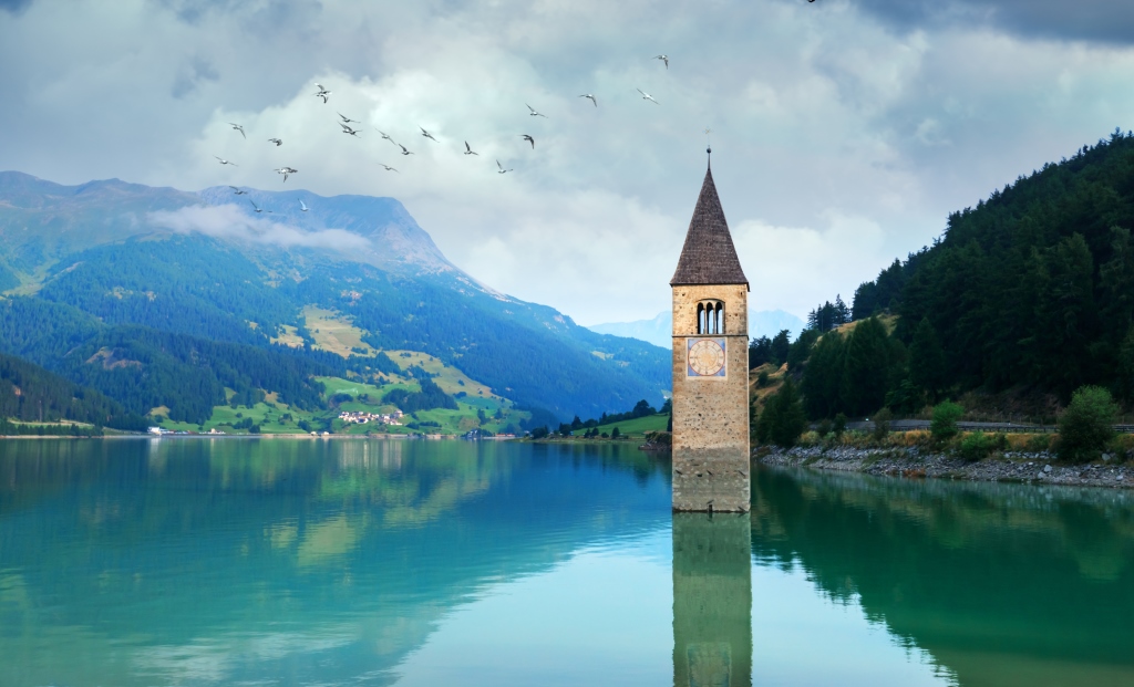 cosa vedere in italia lago di resia