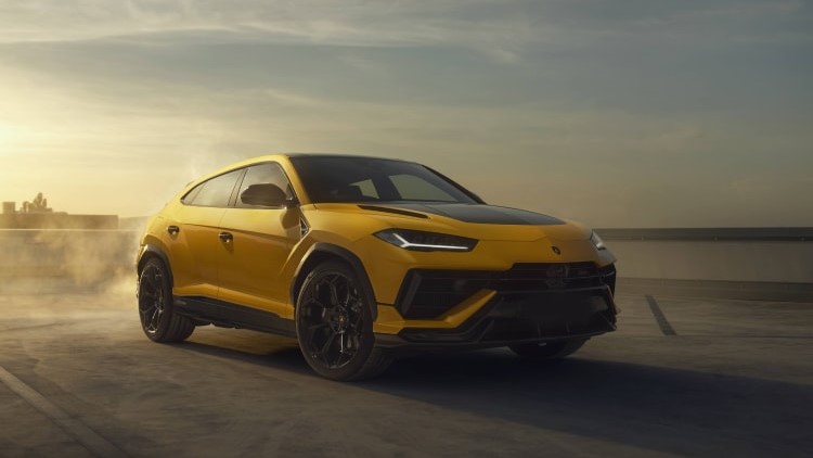 lamborghini-urus-performante