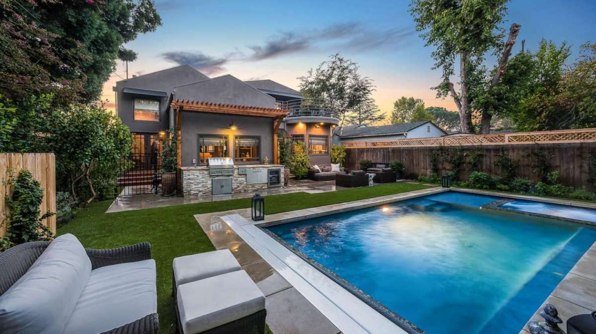 Ashmore, star di X-Men, compra casa a Studio City