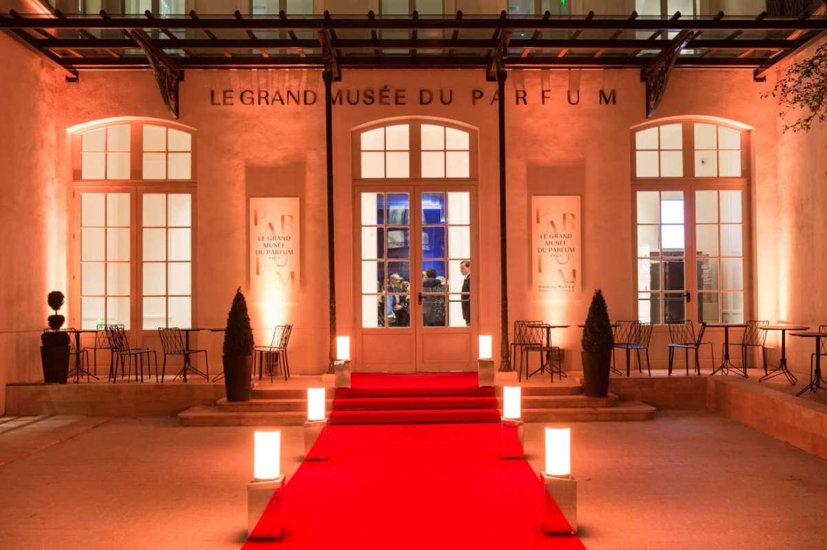 Grand Musée du Parfum: a Parigi un museo dedicato al mondo dei profumi e delle fragranze [FOTO]