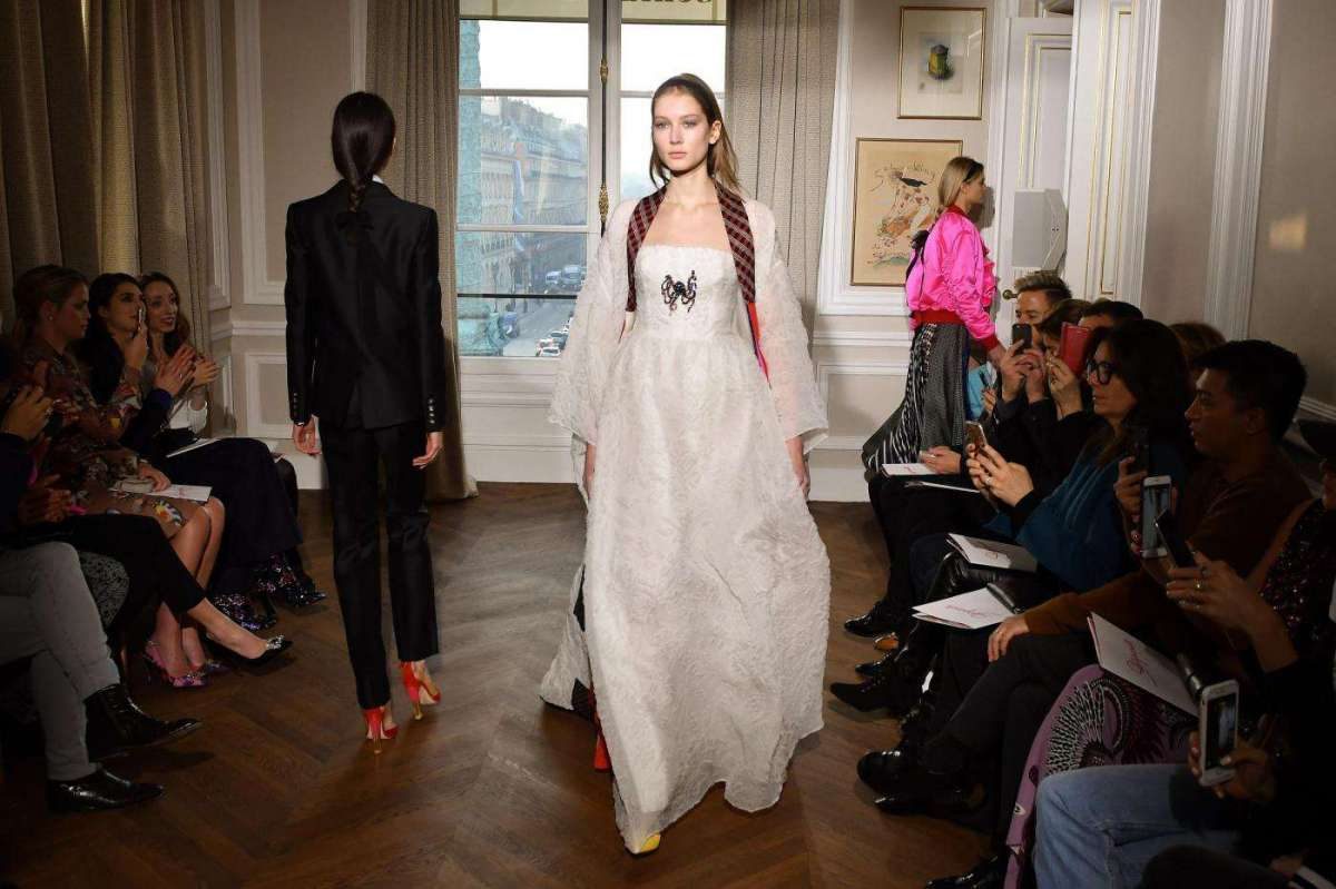 Paris Haute Couture gennaio 2017, le tendenze dalle passerelle dell’Alta Moda parigina [FOTO]