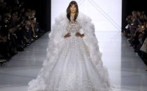 Gli abiti da sposa Haute Couture 2017 dalle passerelle di Parigi, i look più romantici per la Primavera-Estate [FOTO]