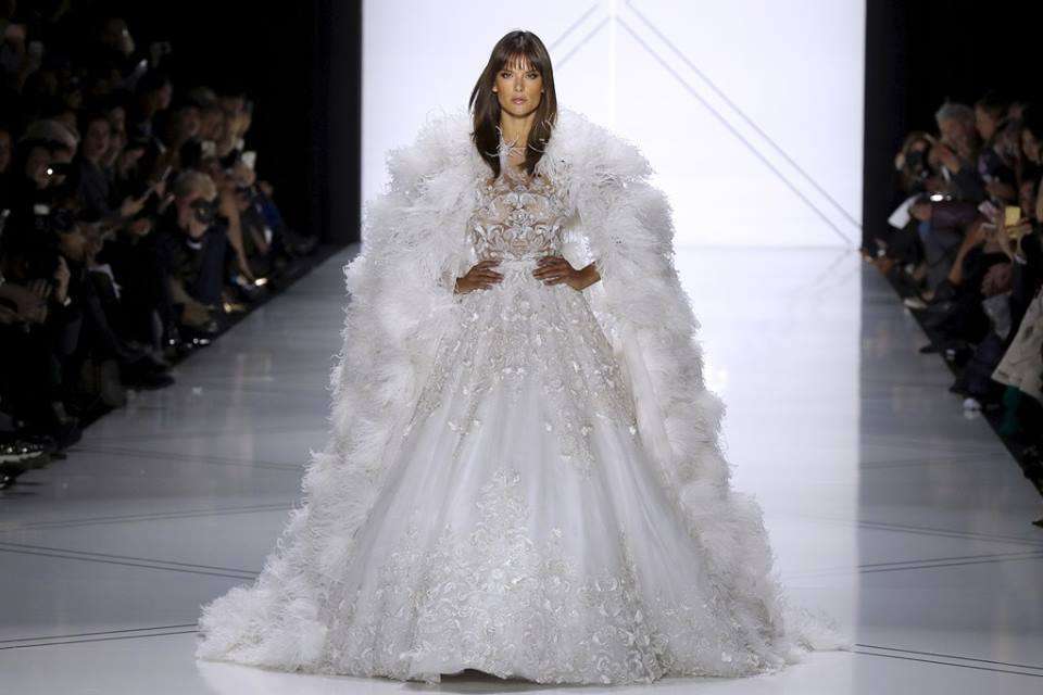 Gli abiti da sposa Haute Couture 2017 dalle passerelle di Parigi, i look più romantici per la Primavera-Estate [FOTO]