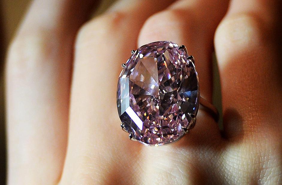 Pink star diamond offered at auction