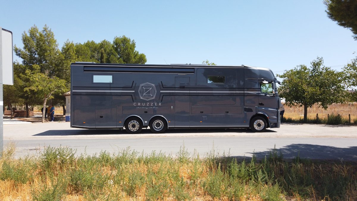 Galleria foto 'Camper di lusso: i modelli più costosi e dotati di ogni comfort' - foto 11