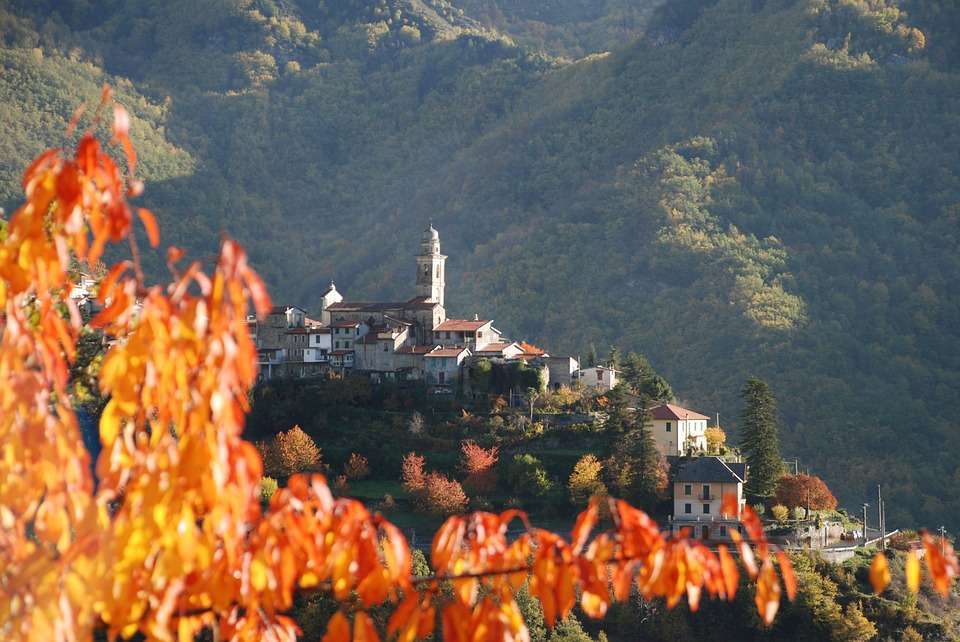 Questi sono i Borghi più belli delle Valle Argentina nelle splendide Alpi Liguri. Che sogno!