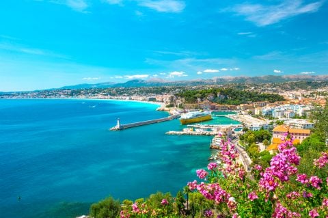 Dove andare al Mare se trascorri l’estate in città a Milano: le destinazioni più vicine per staccare la spina