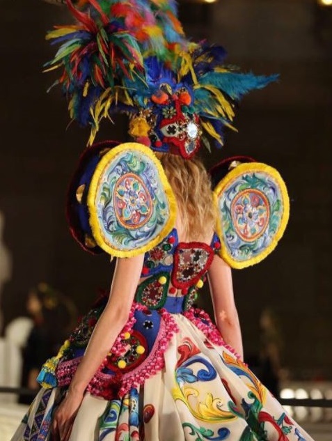 Dolce \u0026 Gabbana a Palermo: l'Alta Moda Autunno/Inverno 2017-2018 sfila in  città [FOTO] - My Luxury