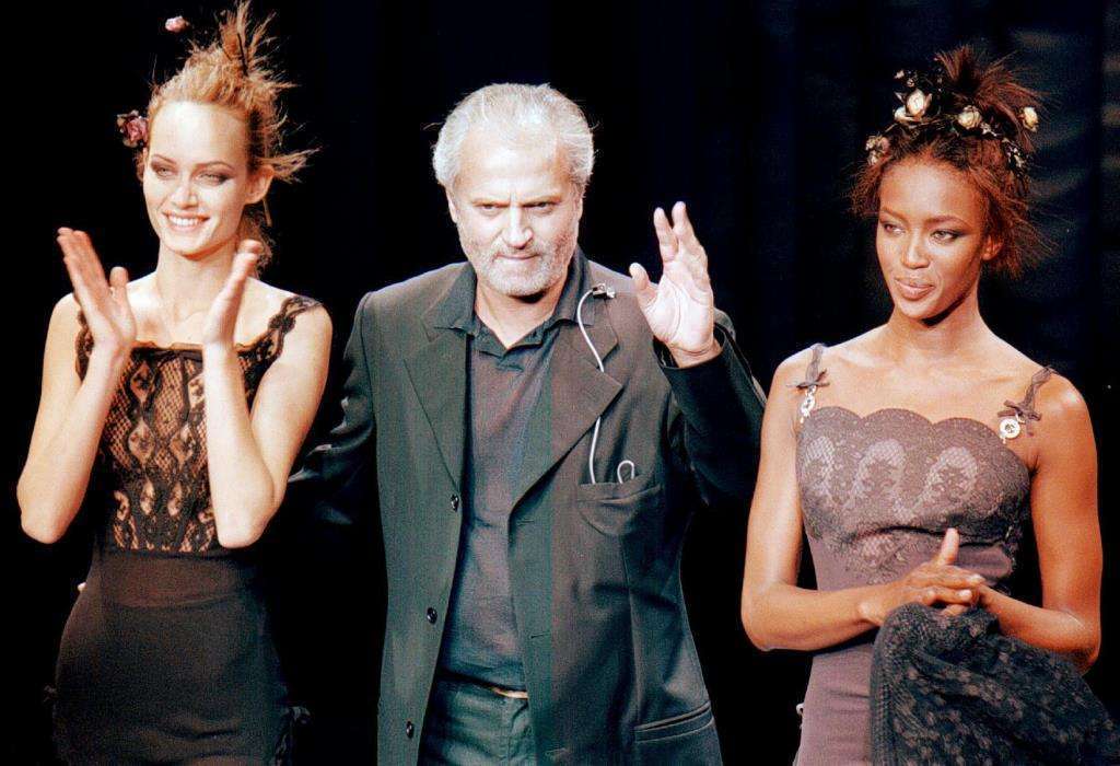 Gianni Versace, la storia: dagli abiti più belli alla tragica morte nel 1997 [FOTO]