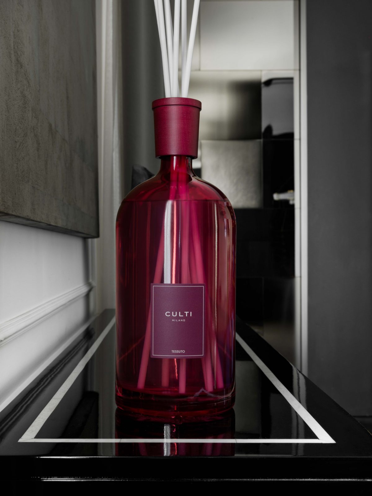 Galleria foto 'Culti Milano: candele e diffusori per profumare la casa con stile [FOTO]' - foto 4