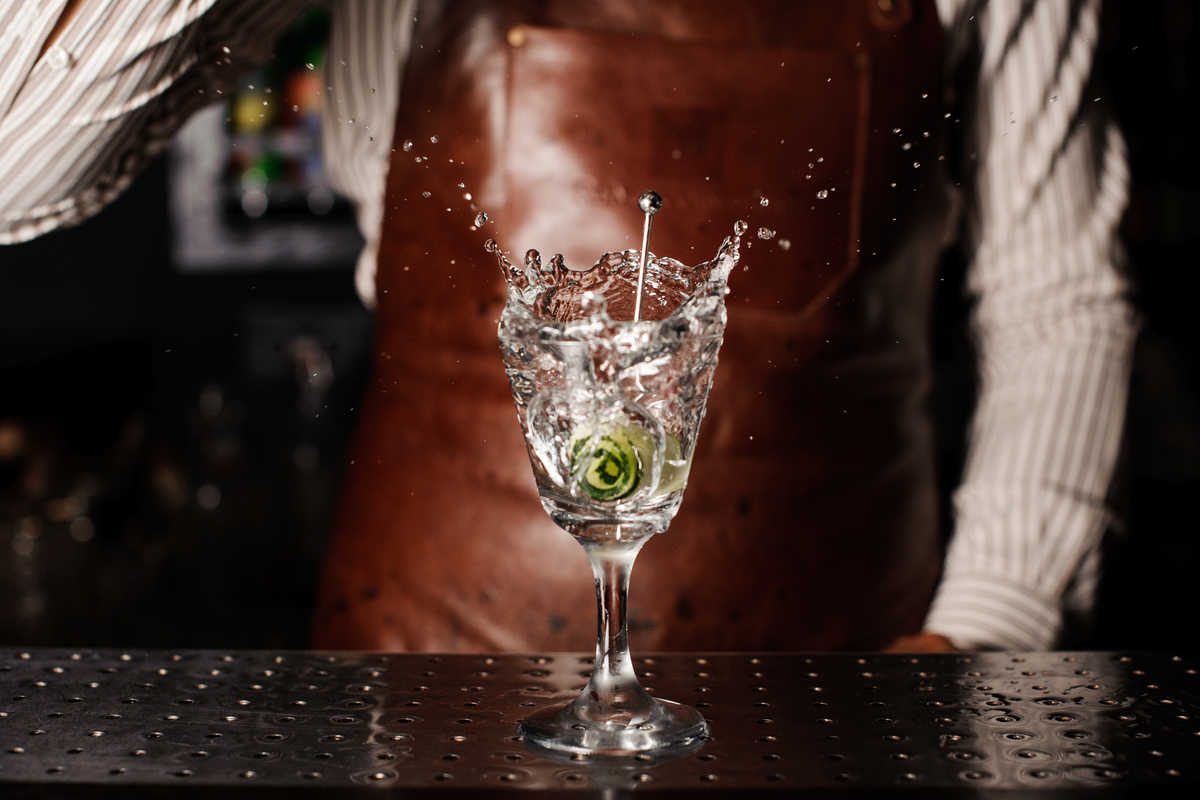 Come si beve il gin? Trucchi e consigli per la degustazione