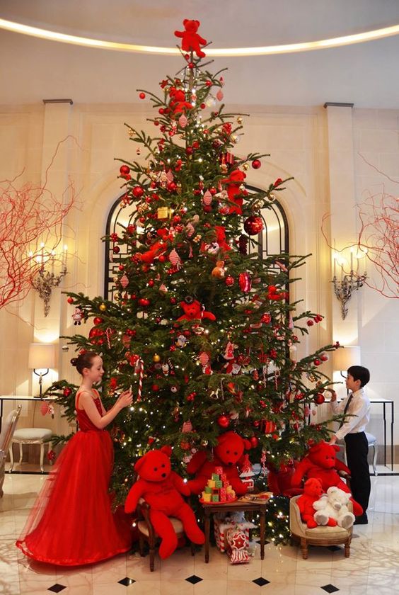 Decorazioni Natalizie Grandi.Le Tendenze Degli Alberi Di Natale Per Il 2017 Gli Addobbi E Le Decorazioni Piu Chic E Di Lusso Foto My Luxury