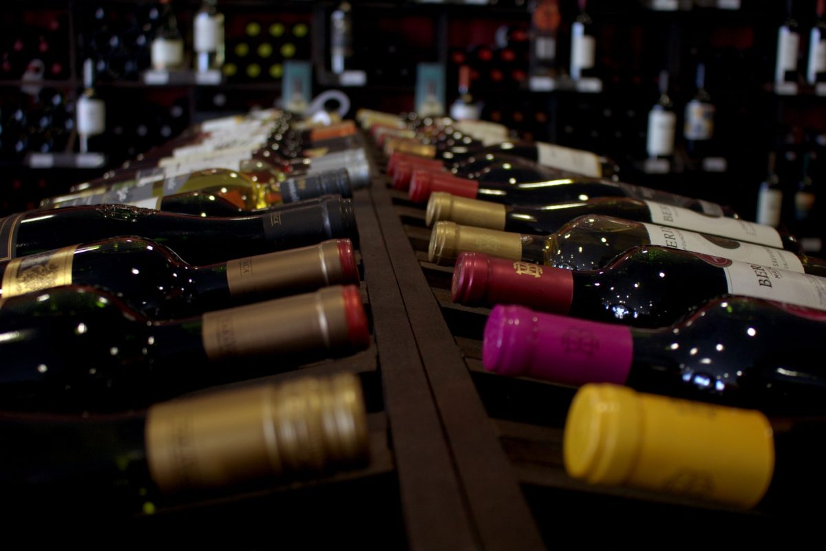 Come scegliere una bottiglia di vino da regalare a Natale