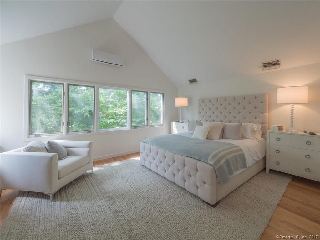 Galleria foto 'Harvey Weinstein vende alcune proprietà dopo lo scandalo sessuale' - foto 1