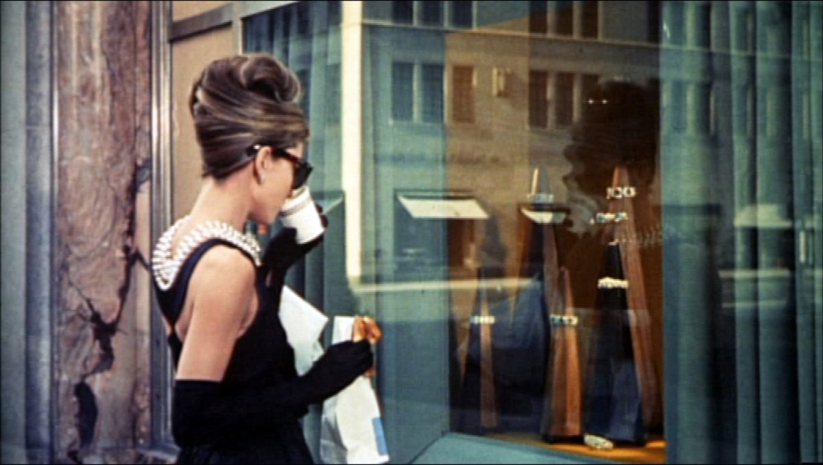 Sogni una colazione da Tiffany? Da oggi potrai farla nel primo bar del brand a New York