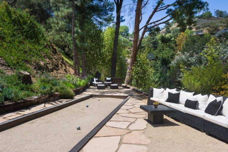 Galleria foto 'Anna Faris vende la sua casa a Hollywood' - foto 2