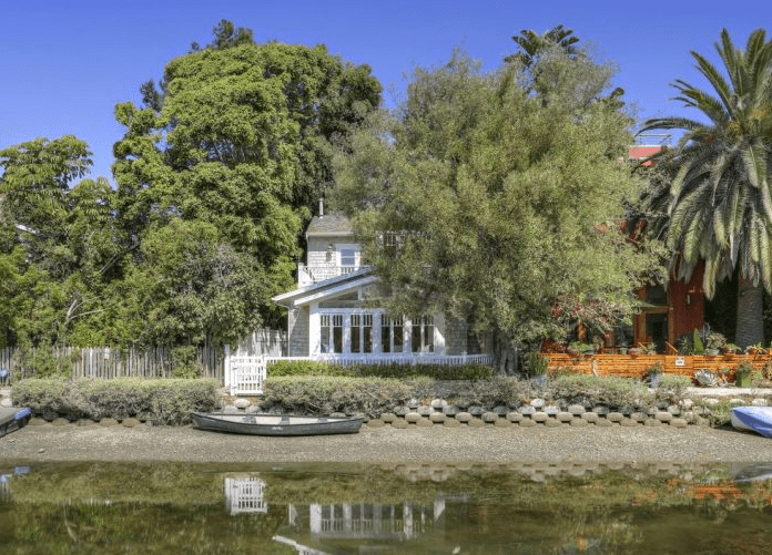 John Frusciante vende la sua casa a Venice