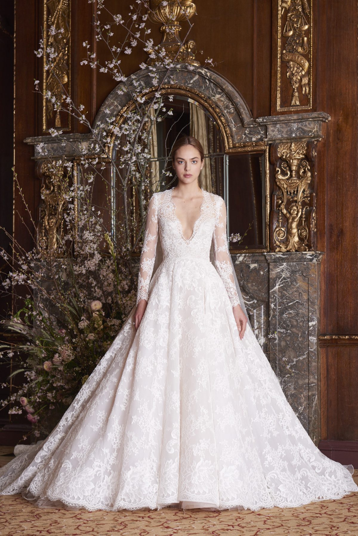 Galleria foto 'Abiti da sposa Monique Lhuillier: i modelli più pregiati dalla collezione 2019 [FOTO]' - foto 8