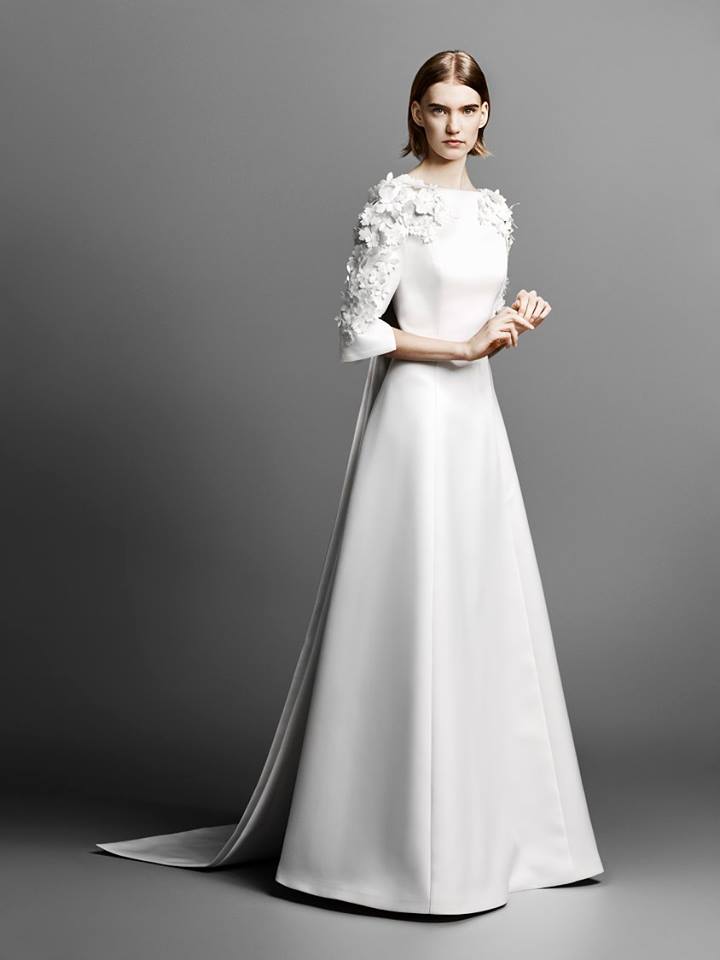 Abito da sposa in seta con maniche midi e strascico Viktor & Rolf 2019