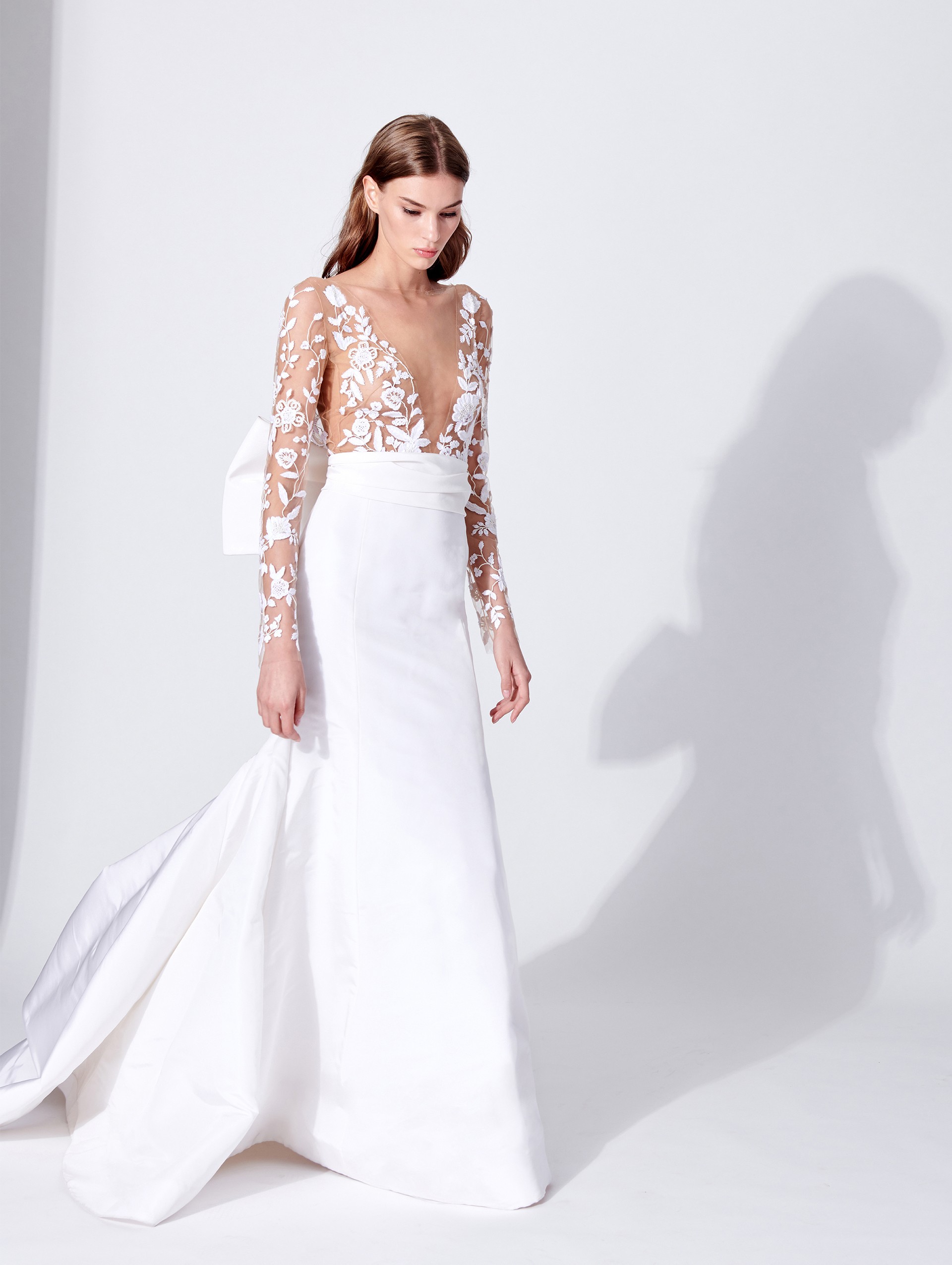 Abito da sposa tatto in seta e pizzo Oscar De La Renta collezione 2019