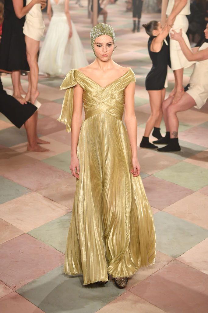 Abito dorato Dior (Photo by Pascal Le Segretain Getty Images)