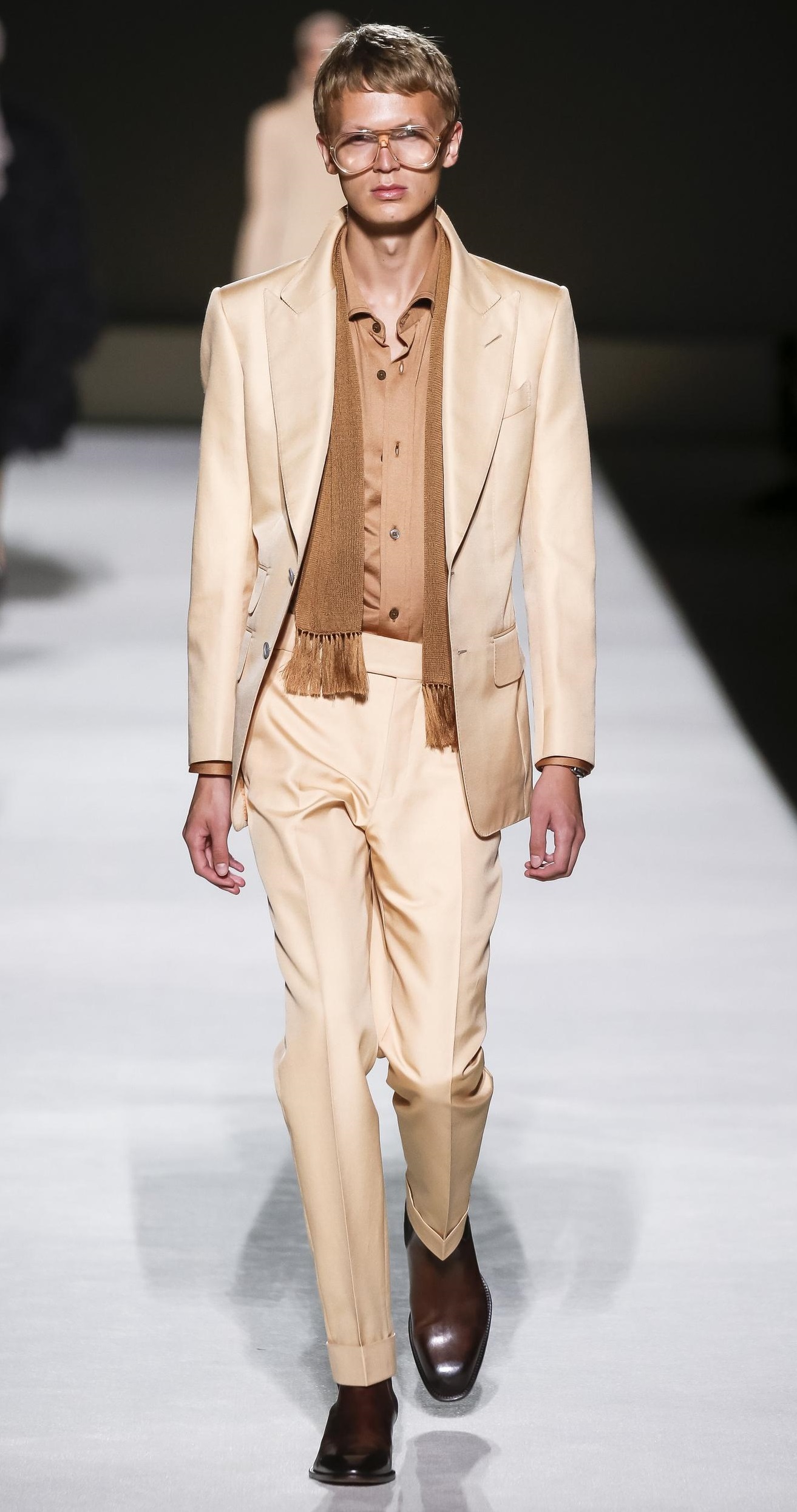 Abito uomo giovanile beige satinato Tom Ford