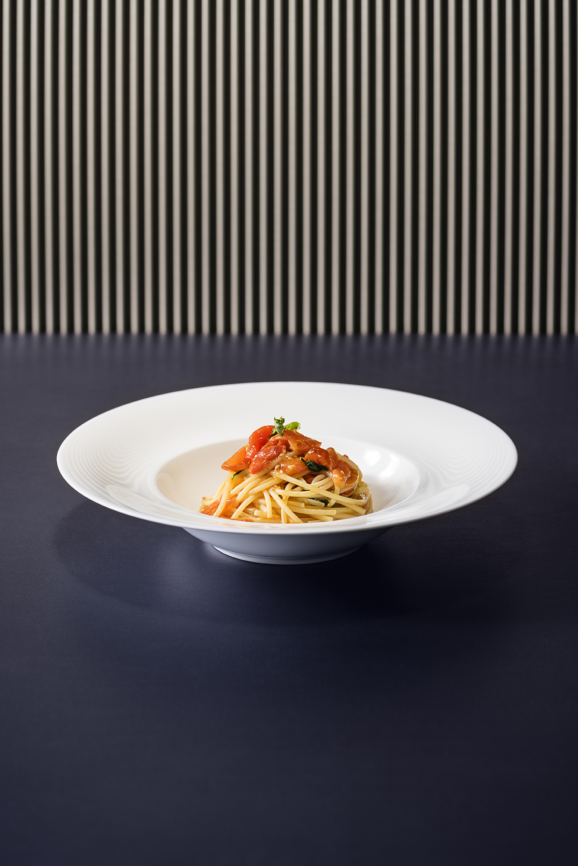 Galleria foto 'Emporio Armani Caffè e Ristorante: nuova apertura nella storica sede di via Croce Rossa' - foto 3