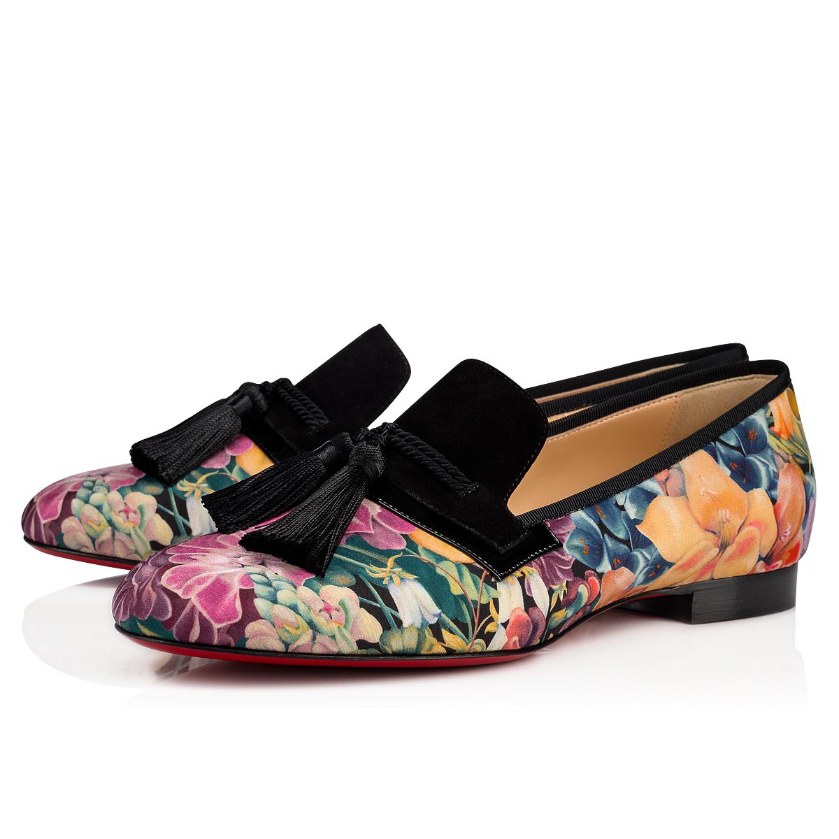 Scarpe basse a fiori Christian Louboutin a 645 euro