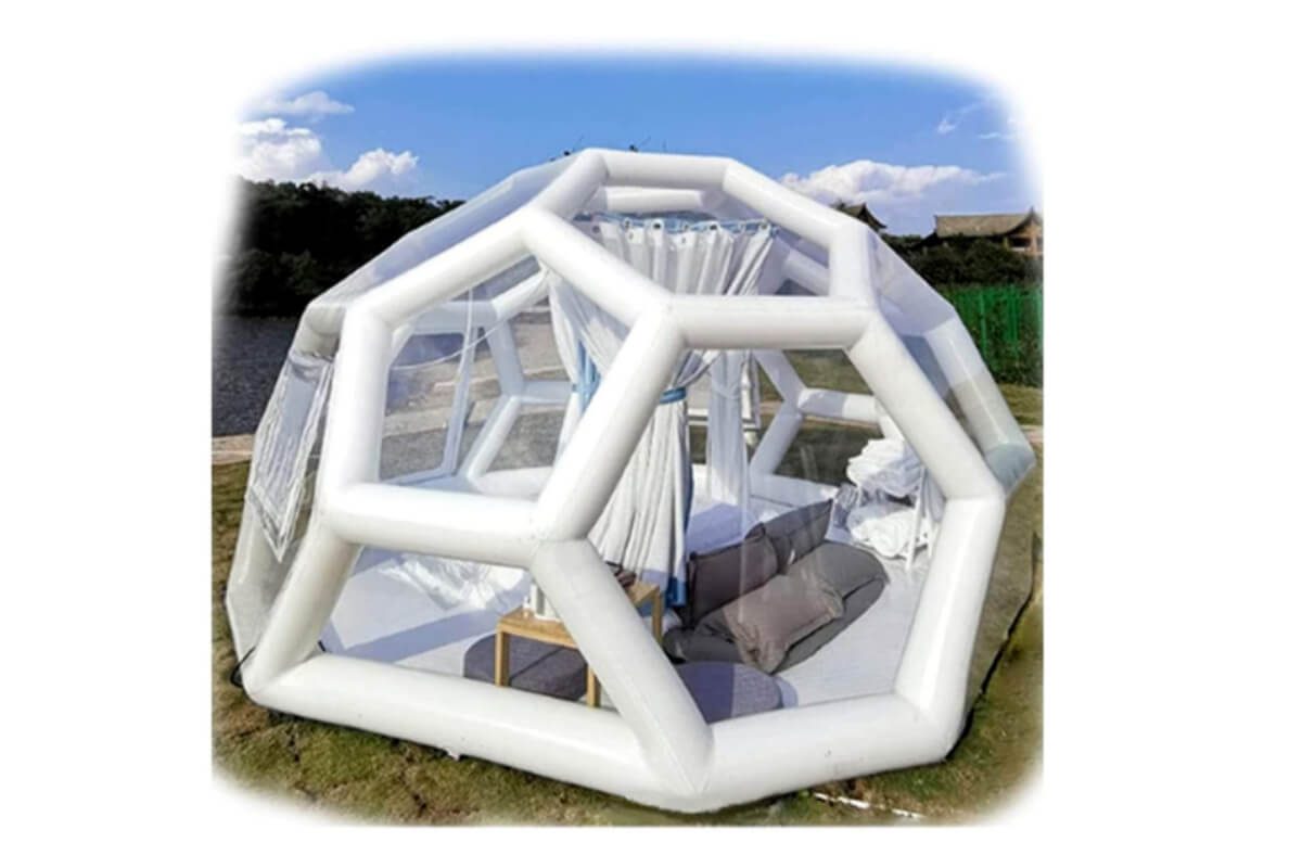 Galleria foto 'Bolle gonfiabili da giardino: relax sotto le stelle' - foto 5