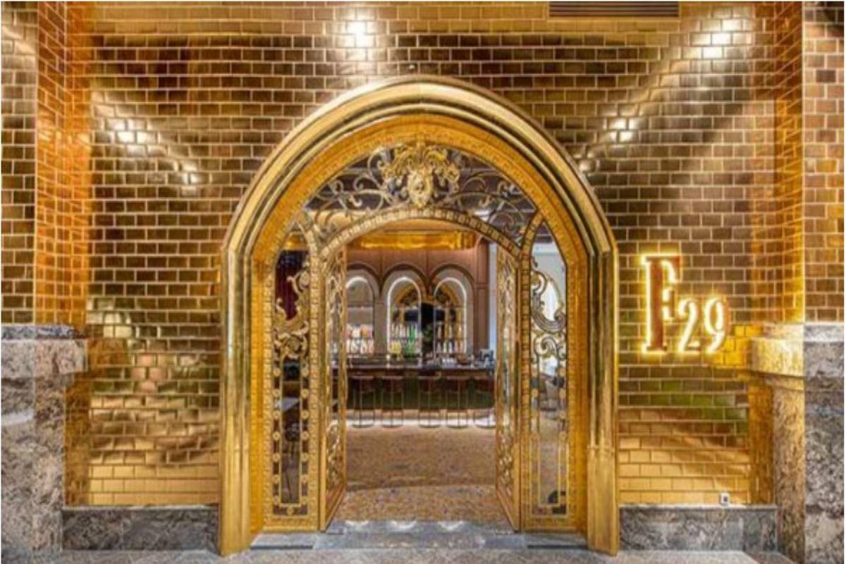 Galleria foto 'Il primo hotel al mondo placcato in oro si trova in Vietnam' - foto 1