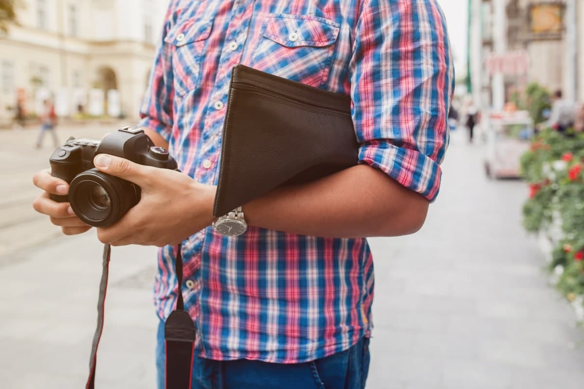 Clutch da uomo: i modelli più belli ed eleganti