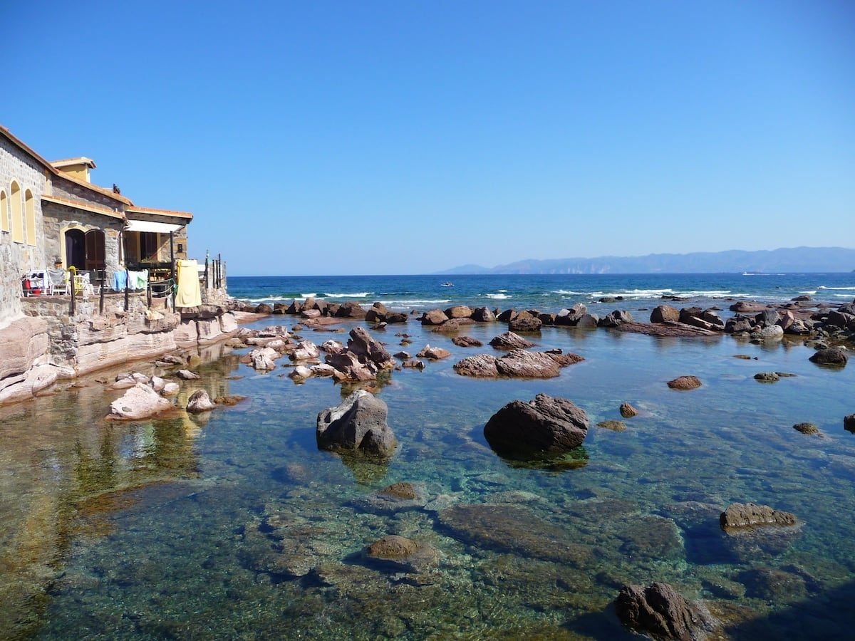Galleria foto 'Fuga su un’isola deserta: 5 paradisi da prenotare per le vacanze' - foto 3