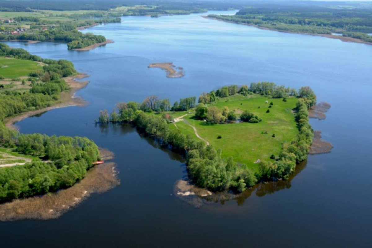 Schulzewerder Island
