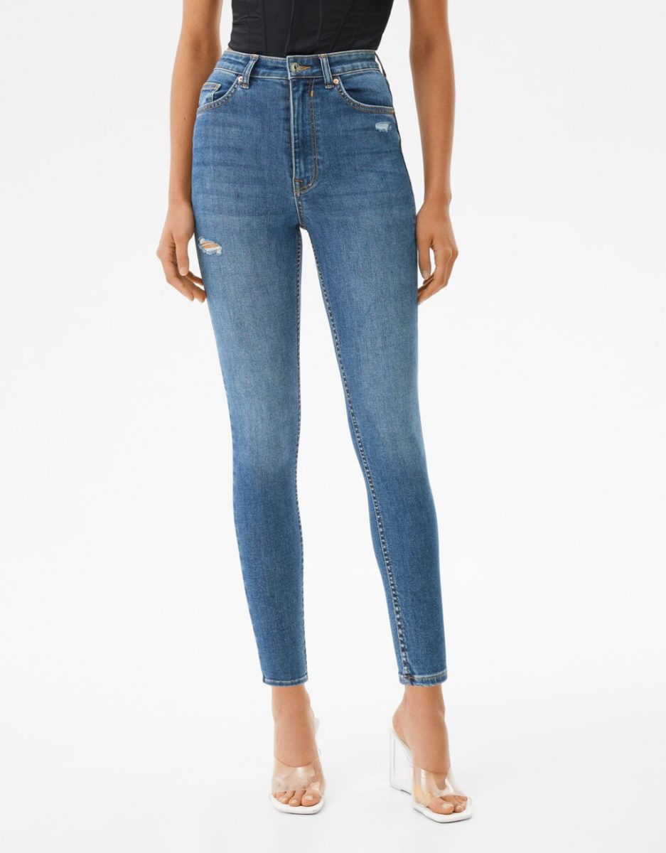 Galleria foto 'Come scegliere il Jeans giusto per il tuo fisico: 5 modelli per ogni body shapes!' - foto 6