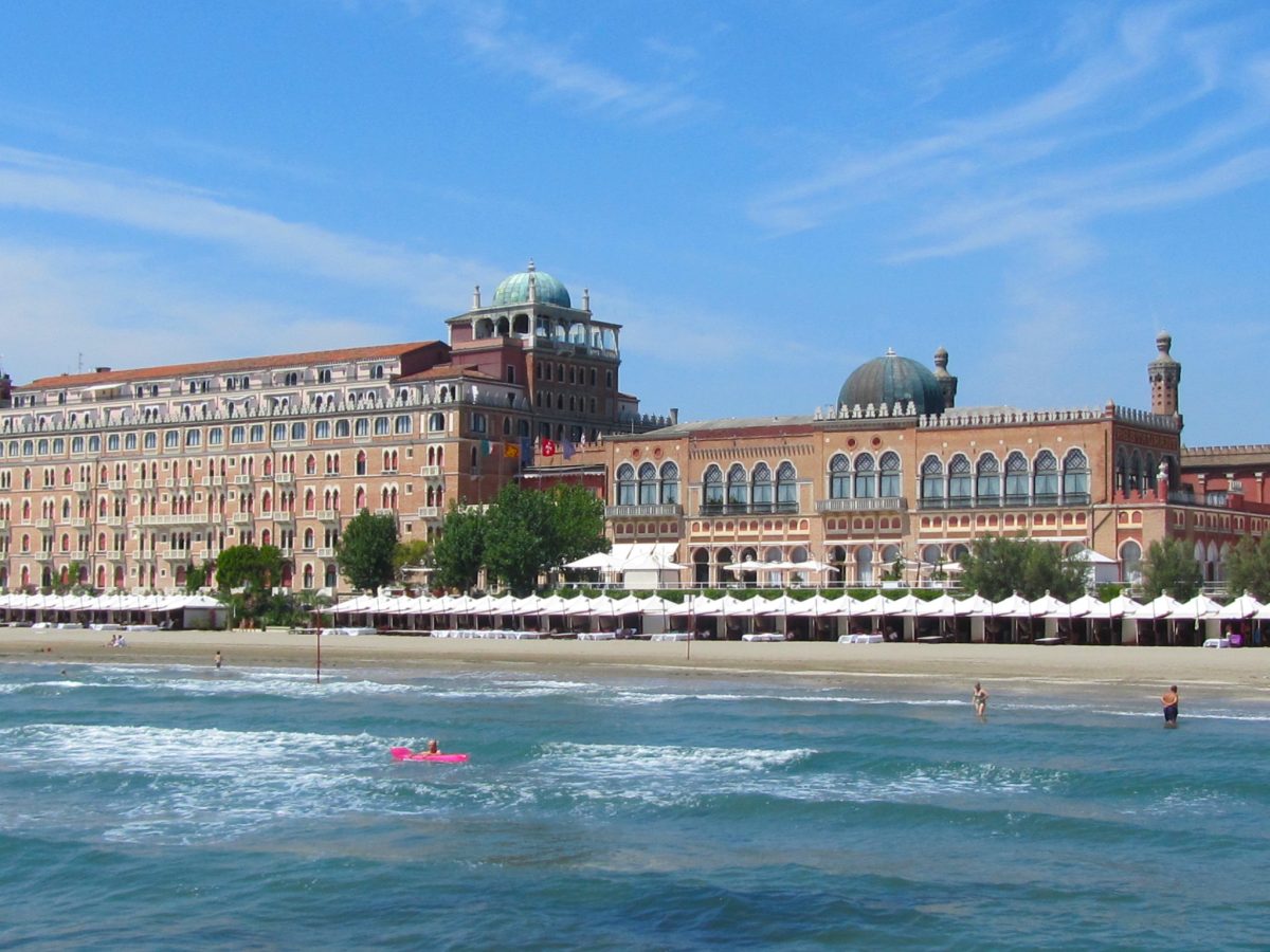 Galleria foto 'Mostra del Cinema di Venezia: Hotel e Location Extra Lusso che accoglieranno Vip ed Eventi patinati!' - foto 6