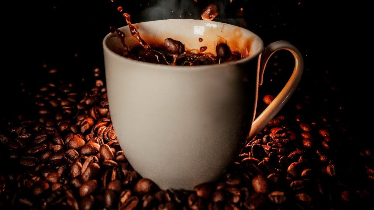 Profumi all’aroma di Caffè per Lui e per Lei: 8 fragranze gustose da provare assolutamente!