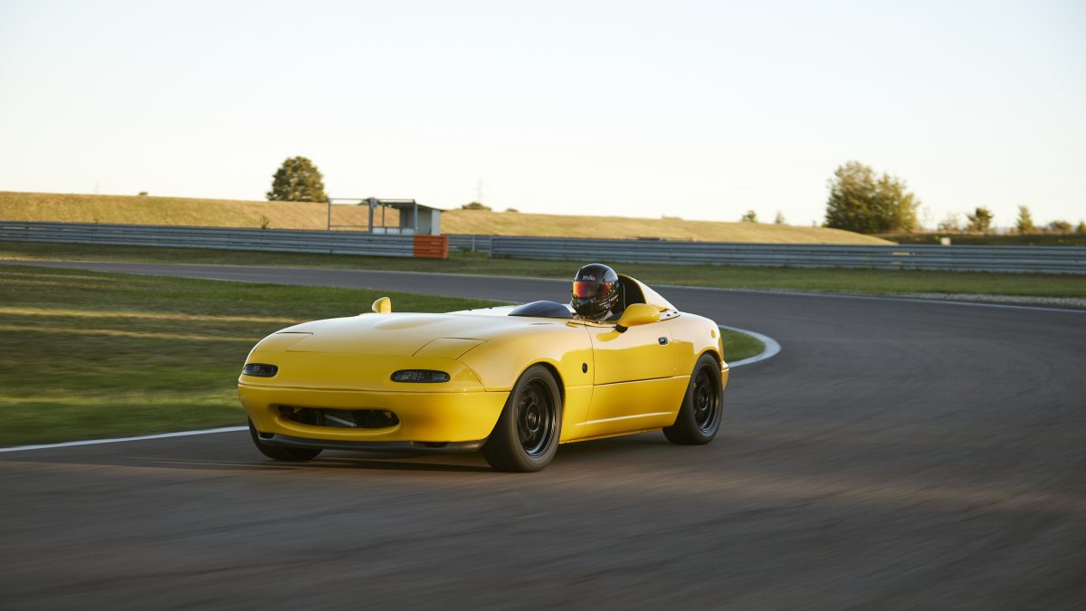 Galleria foto 'Mazda NM Concept, la spider più leggera di sempre è un mini sogno in serie limitata!' - foto 2